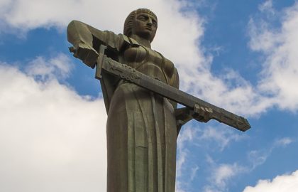 shutterstock_c_mere_armenie_3