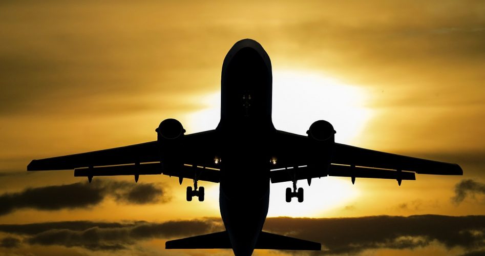 aircraft-1362586_1280